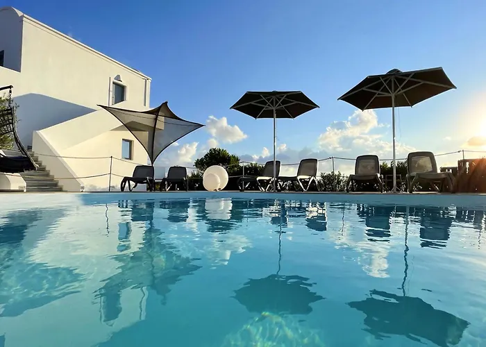 Hermoso Luxury Suites