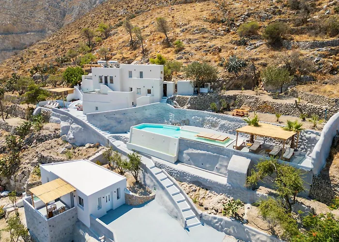 Eolithos Exclusive Suites