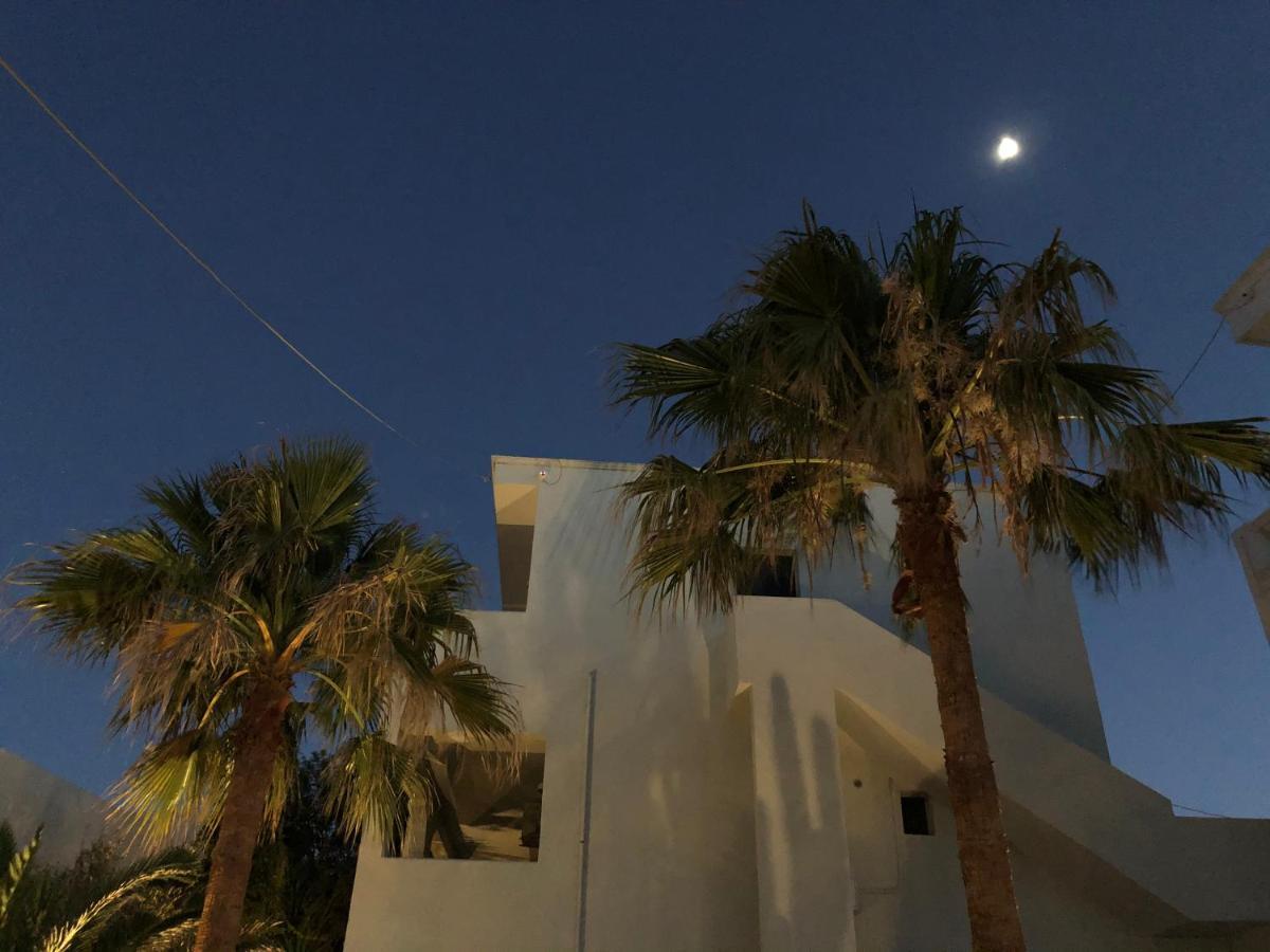 Dragonfly Kamari (Santorini)