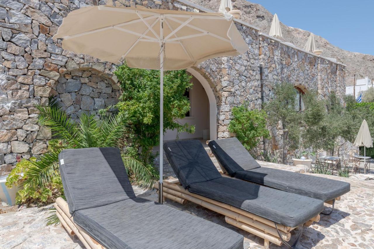 Epavlis & 4* Kamari (Santorini)