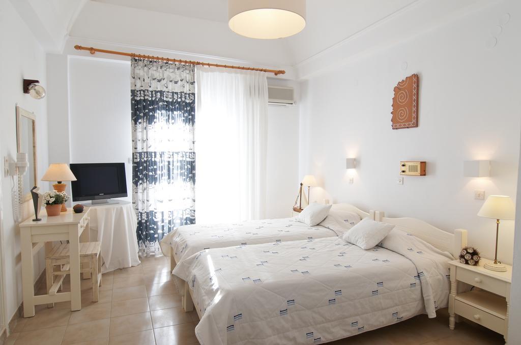 Hotel Matina Kamari (Santorini)