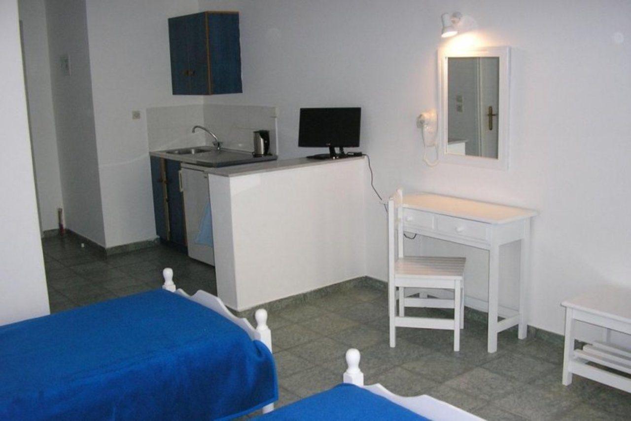 Hotel Finikas Santorini