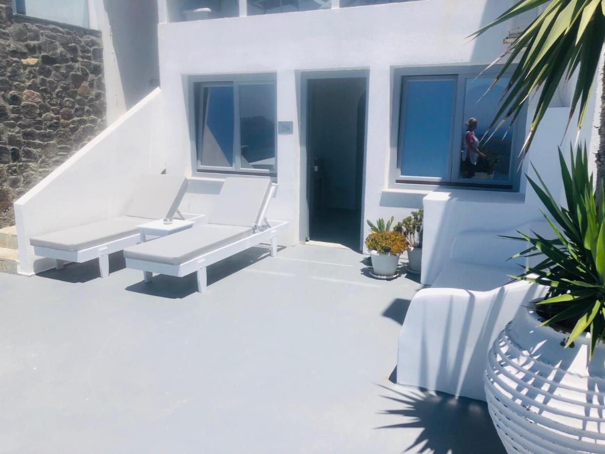 Loucas On The Cliff Hotel 3*