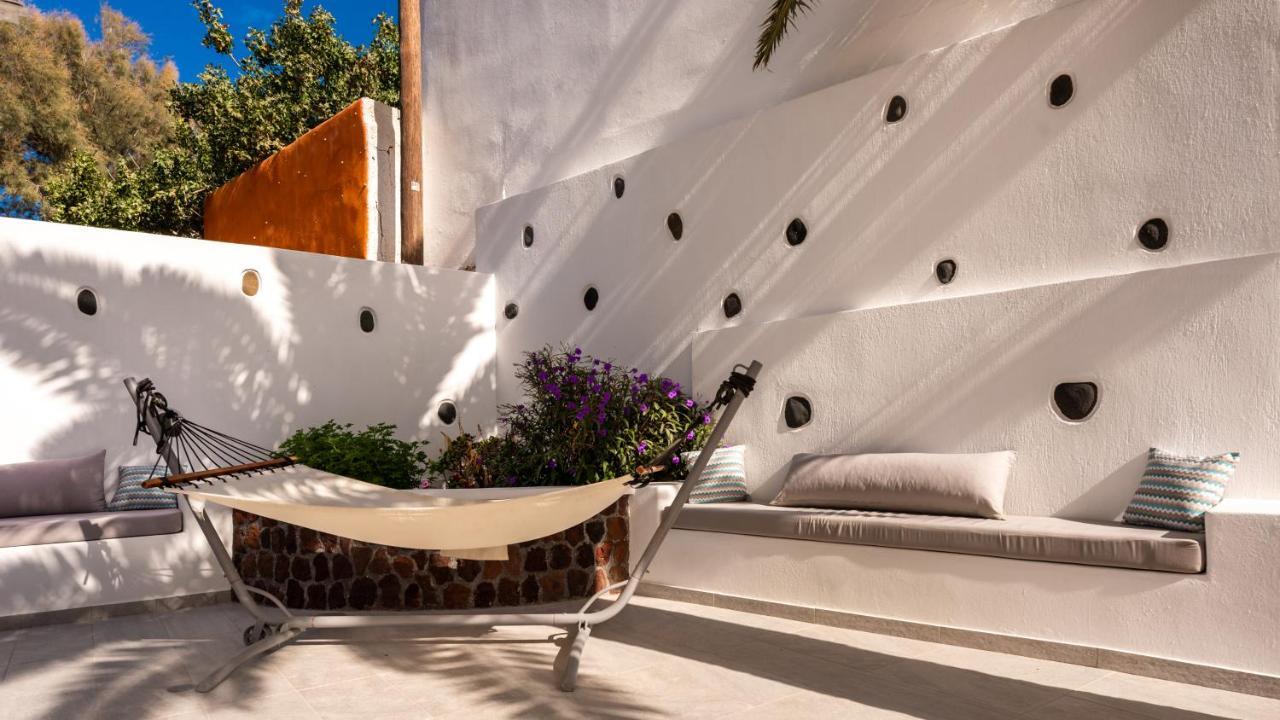 Stelios Place 3* Perissa (Santorini)