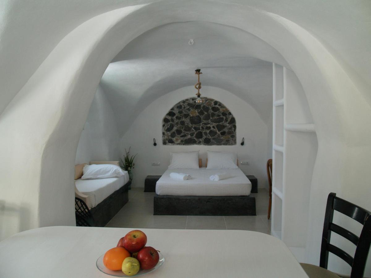 Mythos Traditional Stonehouse Apartment *