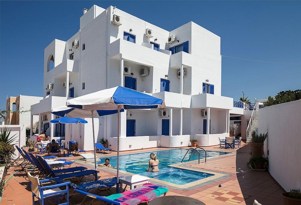 Hotel Cyclades 3*
