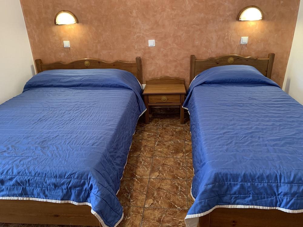 Ilios Guest house Fira (Santorini)