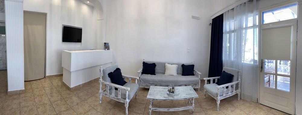 Ilios 2* Fira (Santorini)