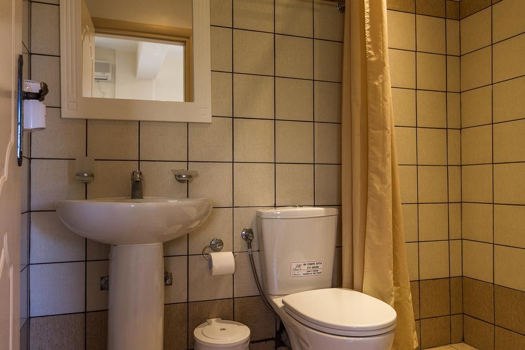 Rena Aparthotel *