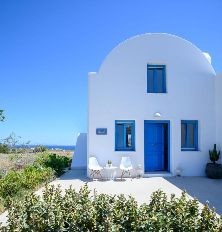 Mybozer Twin Private Pools Foinikia (Santorini)