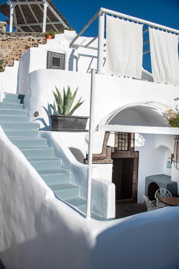 Orpheus Santorini * Megalochori (Santorini)