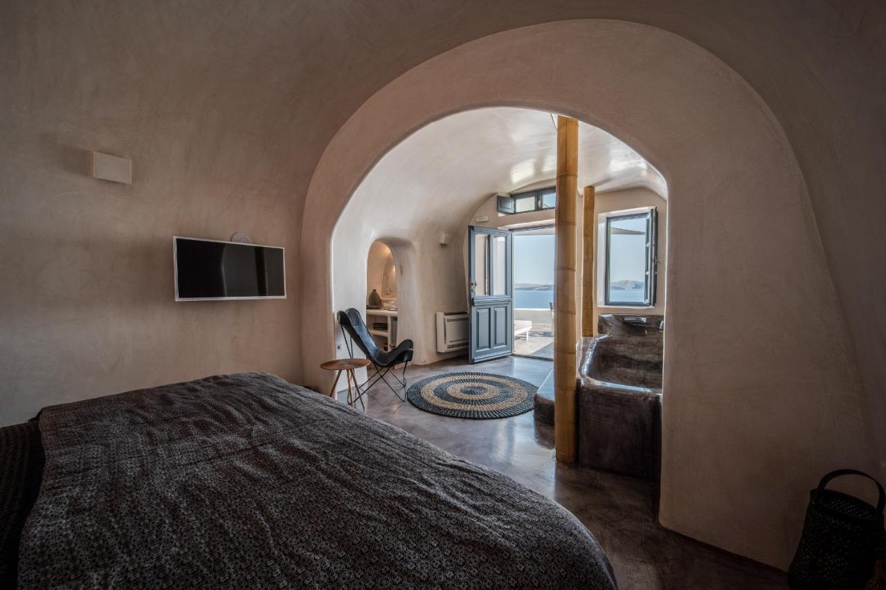 Nostos * Oia (Santorini)