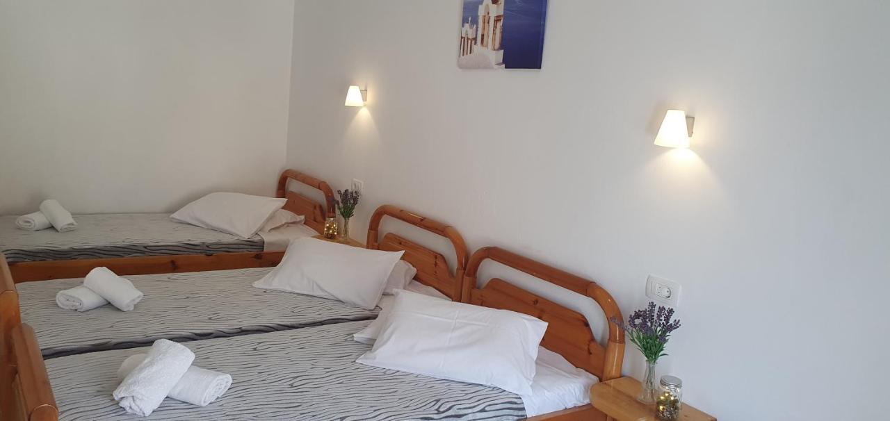 Kalipso Perissa (Santorini)