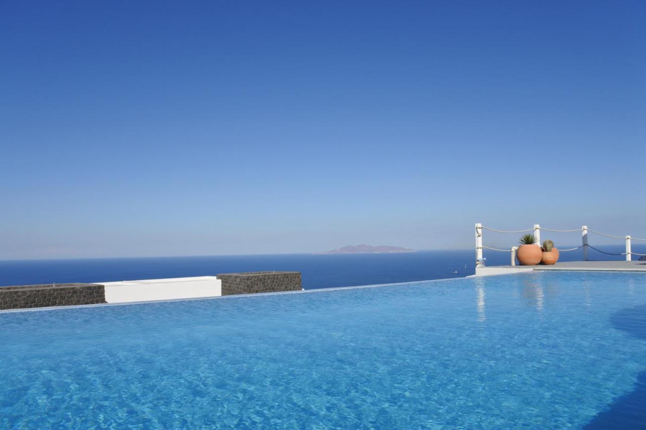 Rampelia Apartment Imerovigli (Santorini)