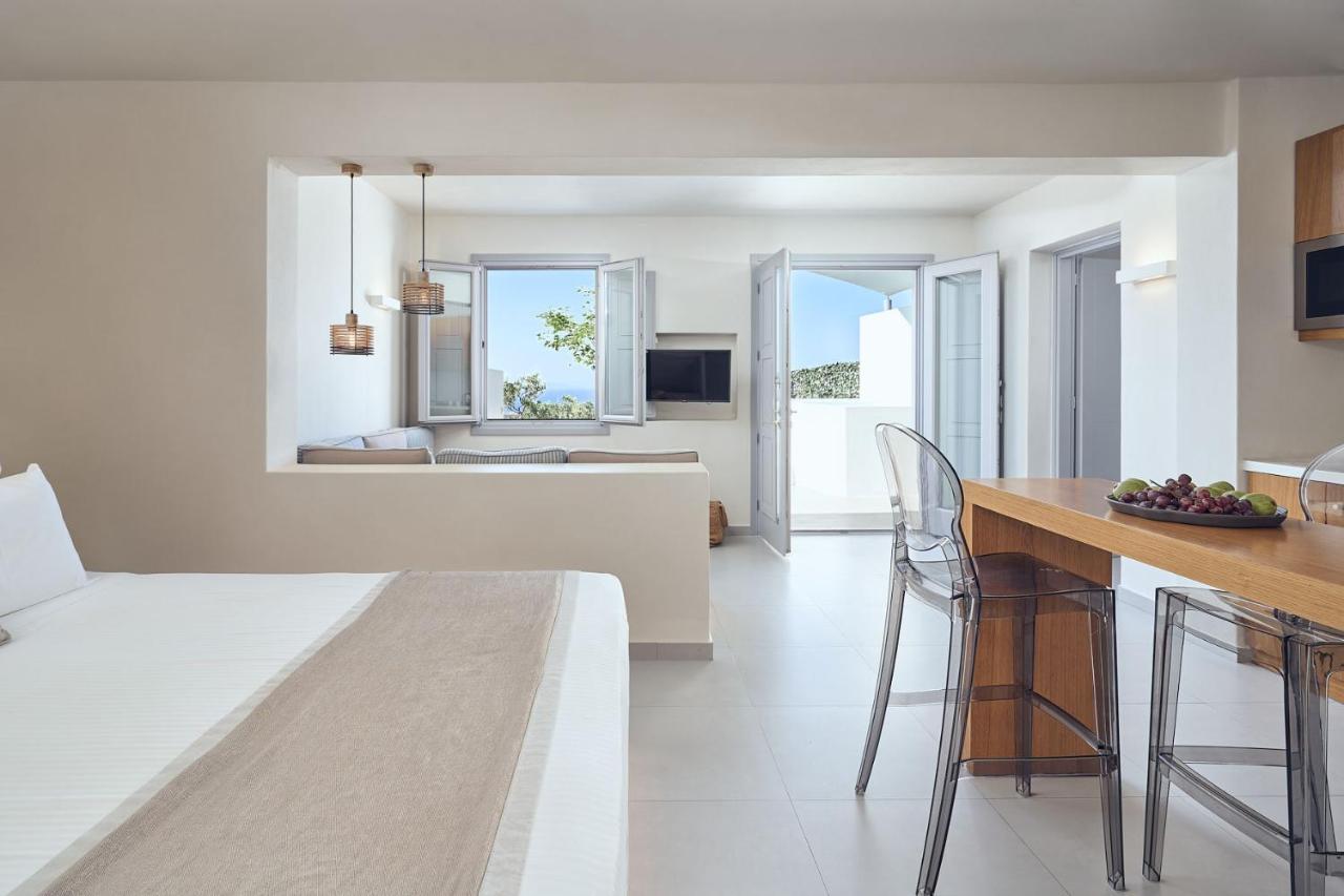 Nova Luxury 3* Pyrgos Kallistis