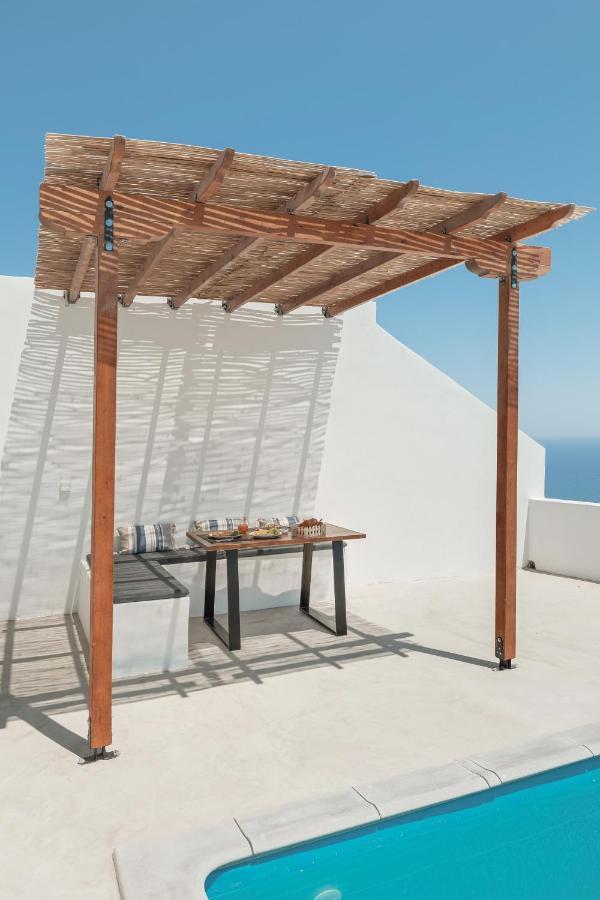 Oyster Luxury Hotel Imerovigli (Santorini)