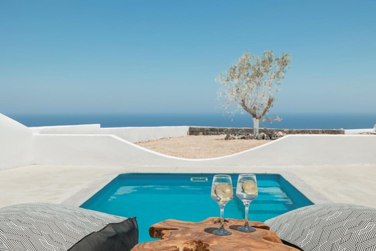 Oyster Luxury 5* Imerovigli (Santorini)