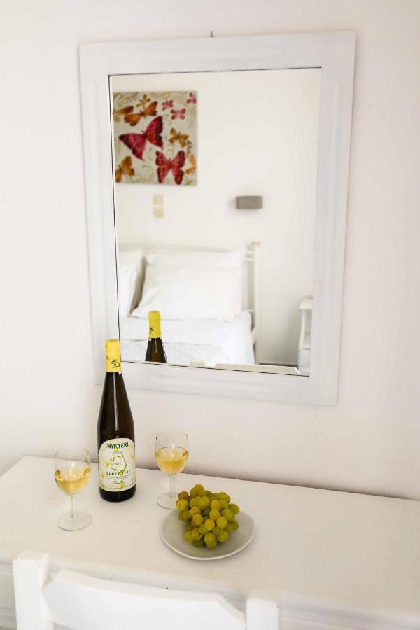 Hotel Finikas Santorini 3*