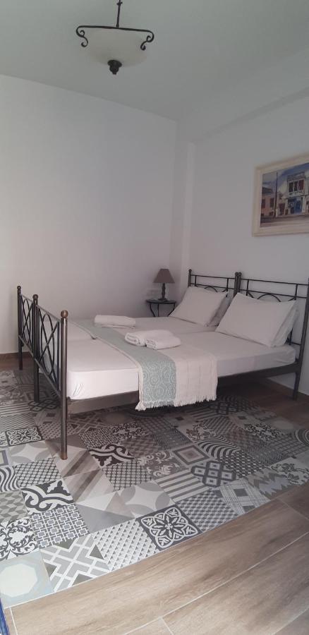 Spyros Santorini