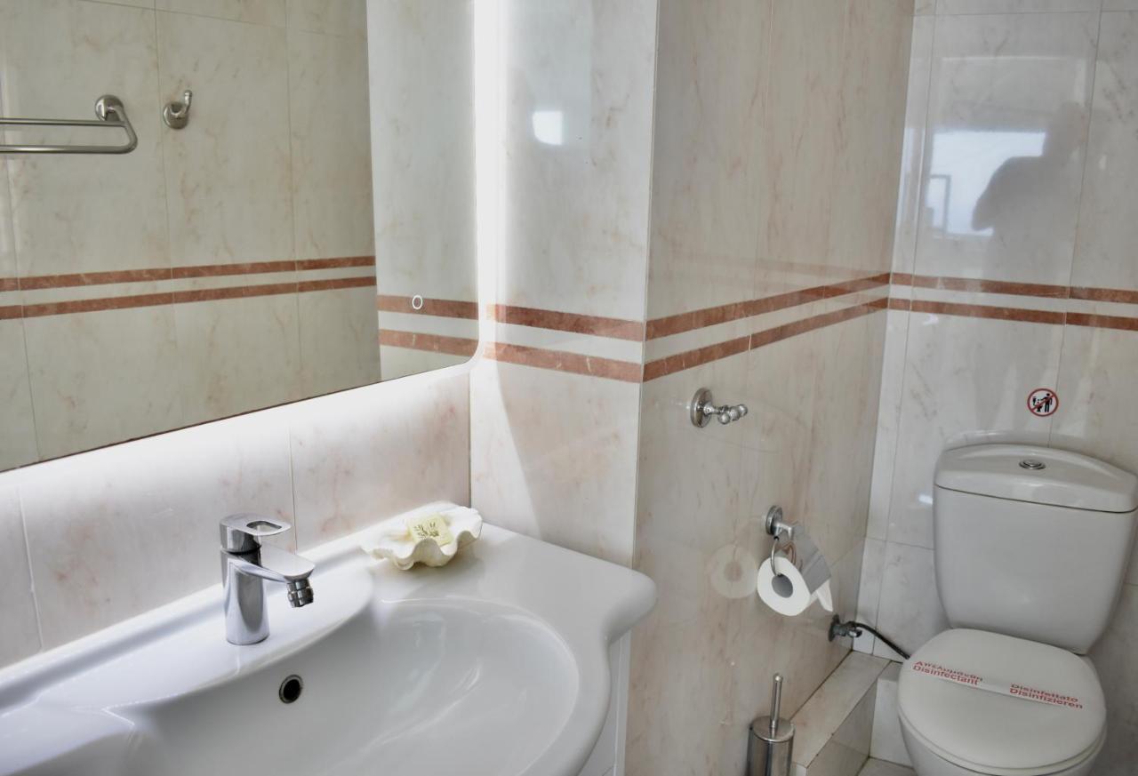 Aeolos Art & Eco Adults Only Imerovigli (Santorini)