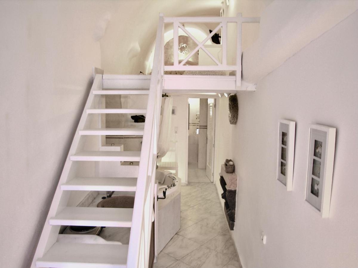 Aeolos Art & Eco Adults Only Hotel Imerovigli (Santorini)