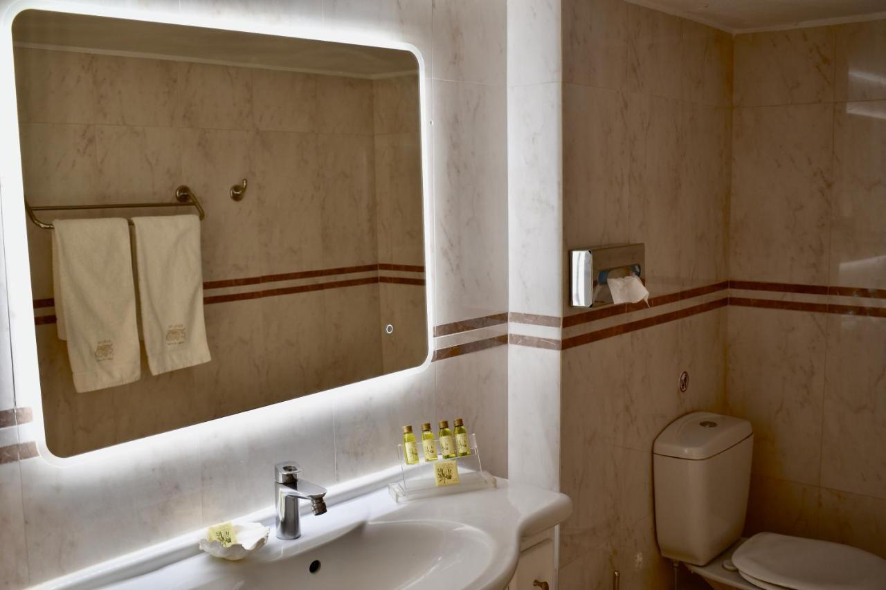 Aeolos Art & Eco Adults Only Imerovigli (Santorini)