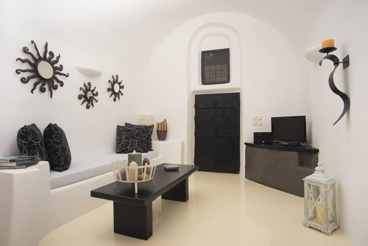 Orpheus Santorini *