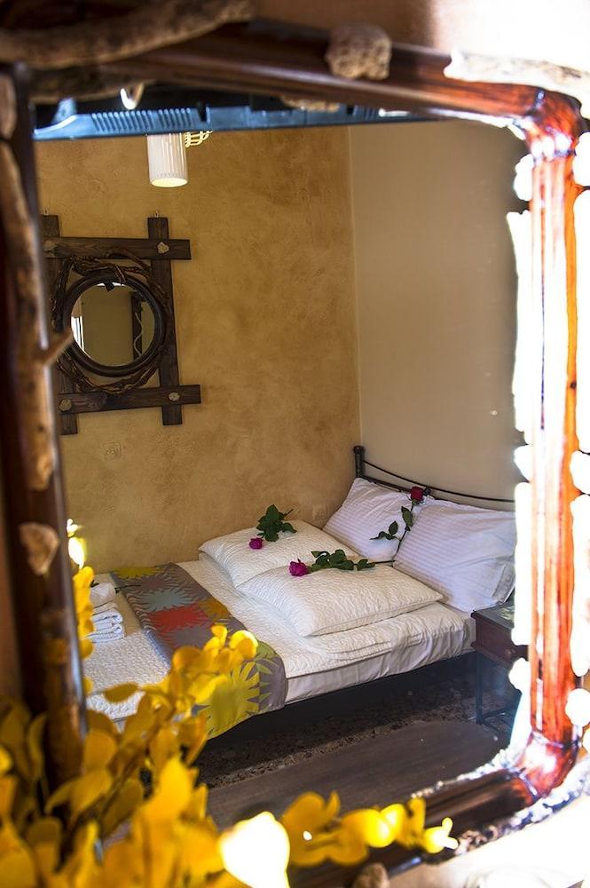 Aparthotel Toula 2*