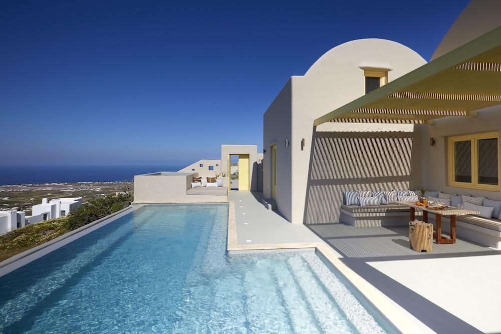 North Santorini - A Luxury Hotel