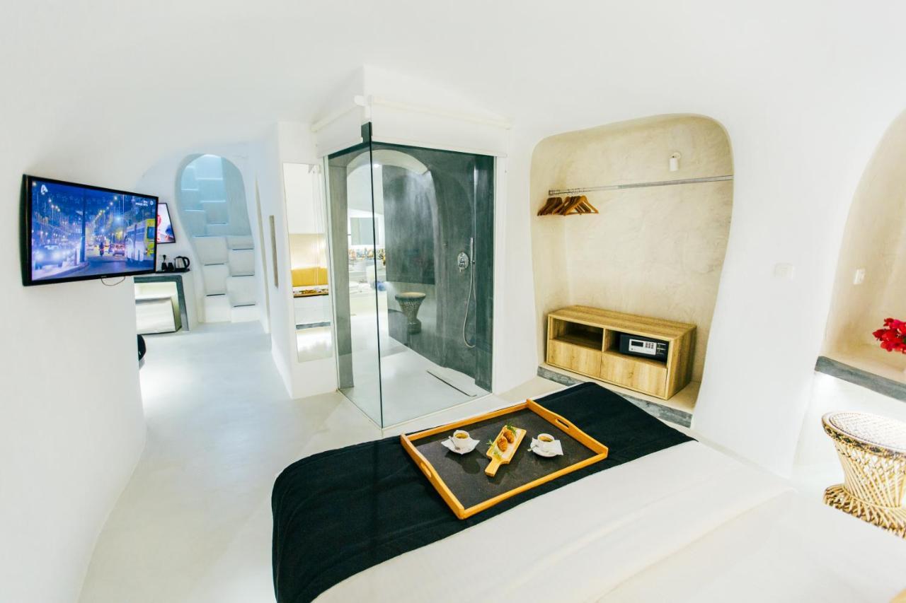 Edem Boutique Oia (Santorini)