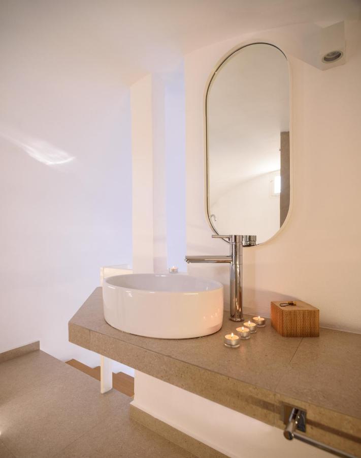 Muses Cycladic 3*
