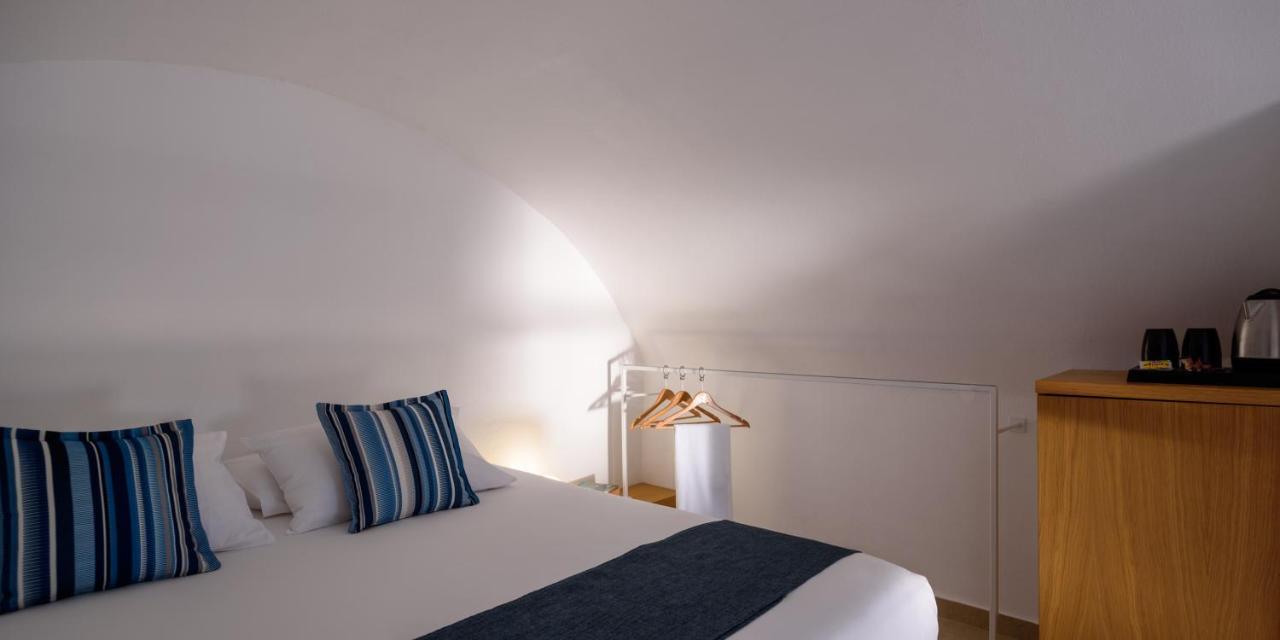 Muses Cycladic 3*