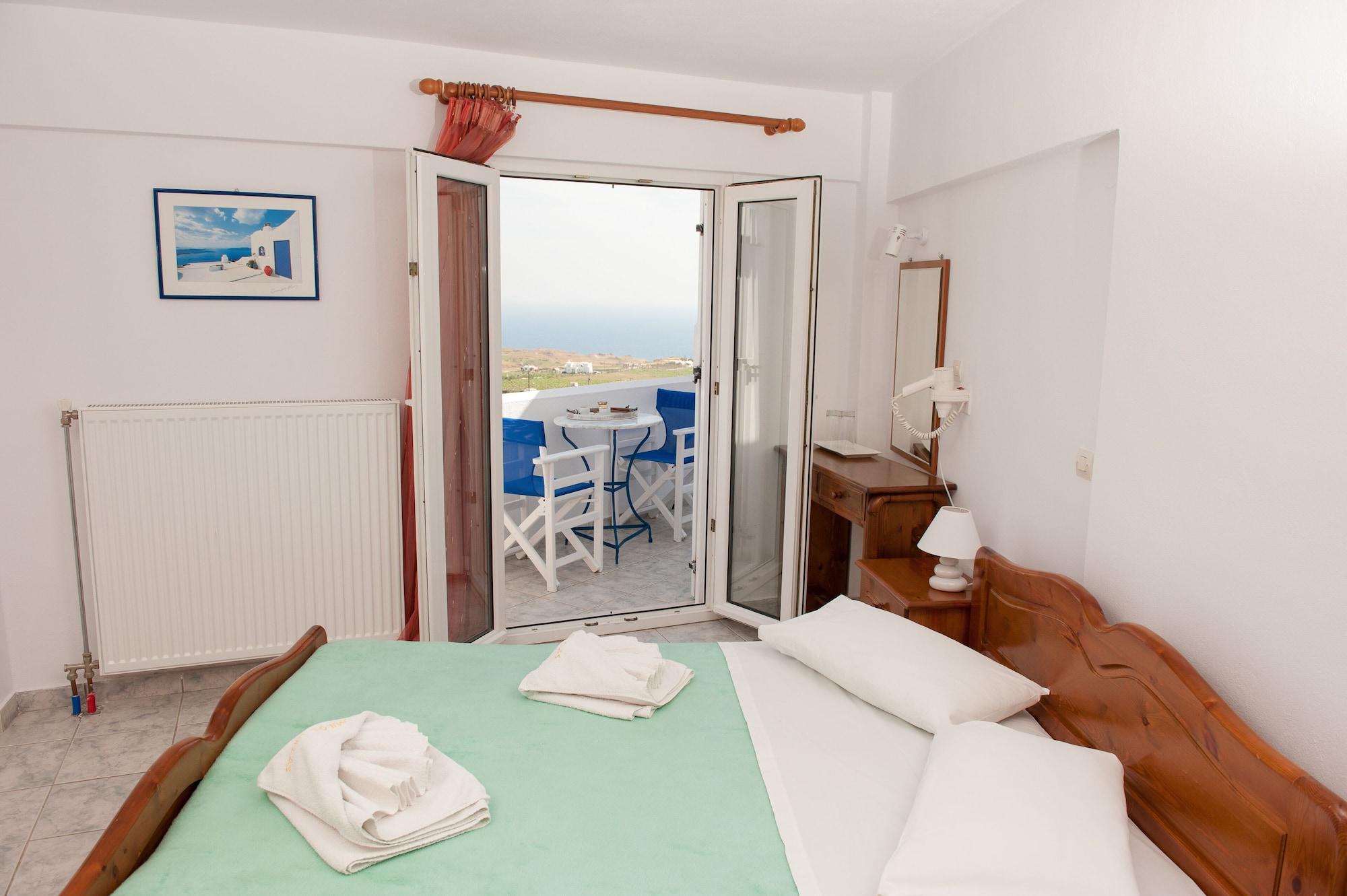 Milos Hotel 4*