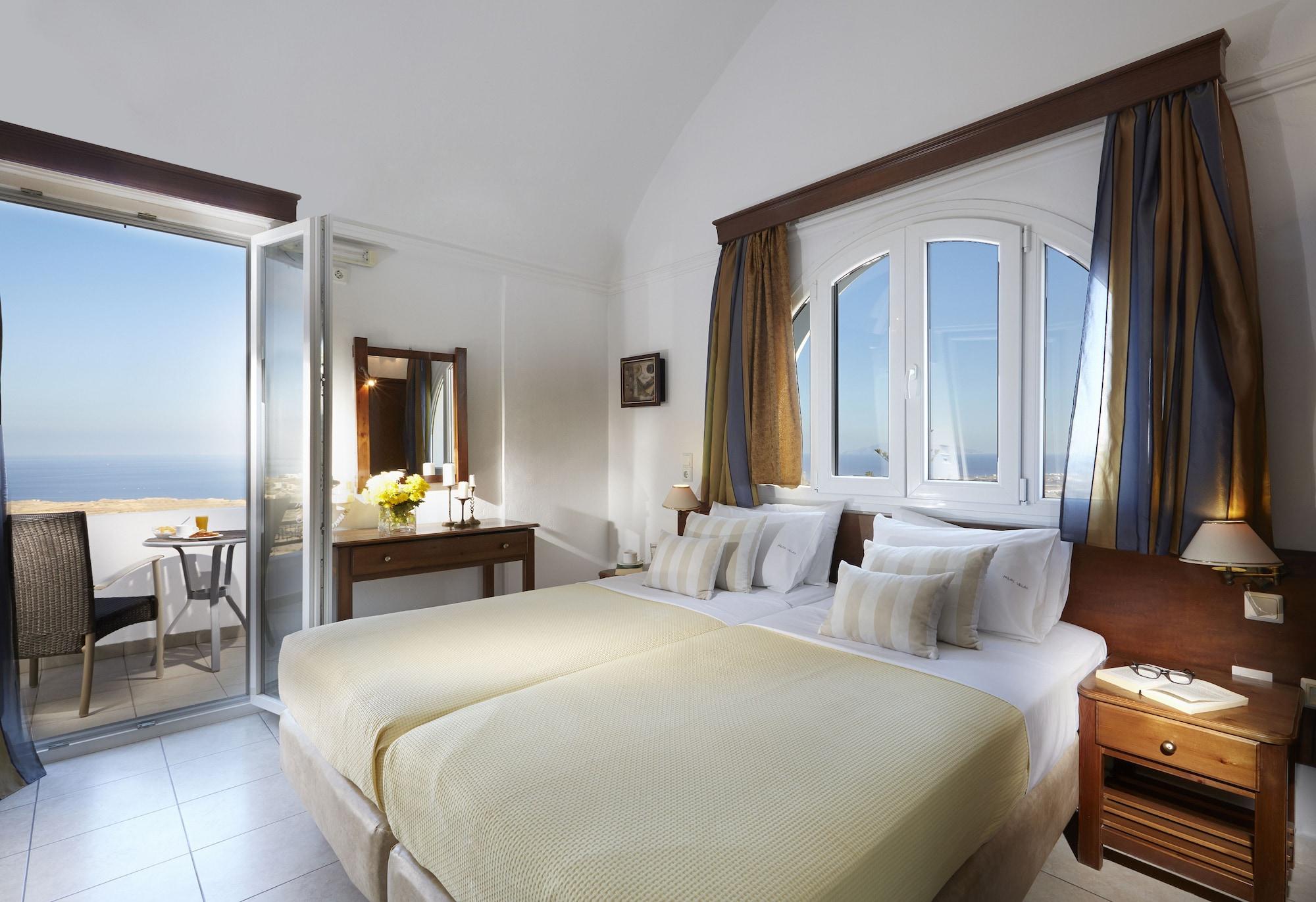 Hotel Milos 4*