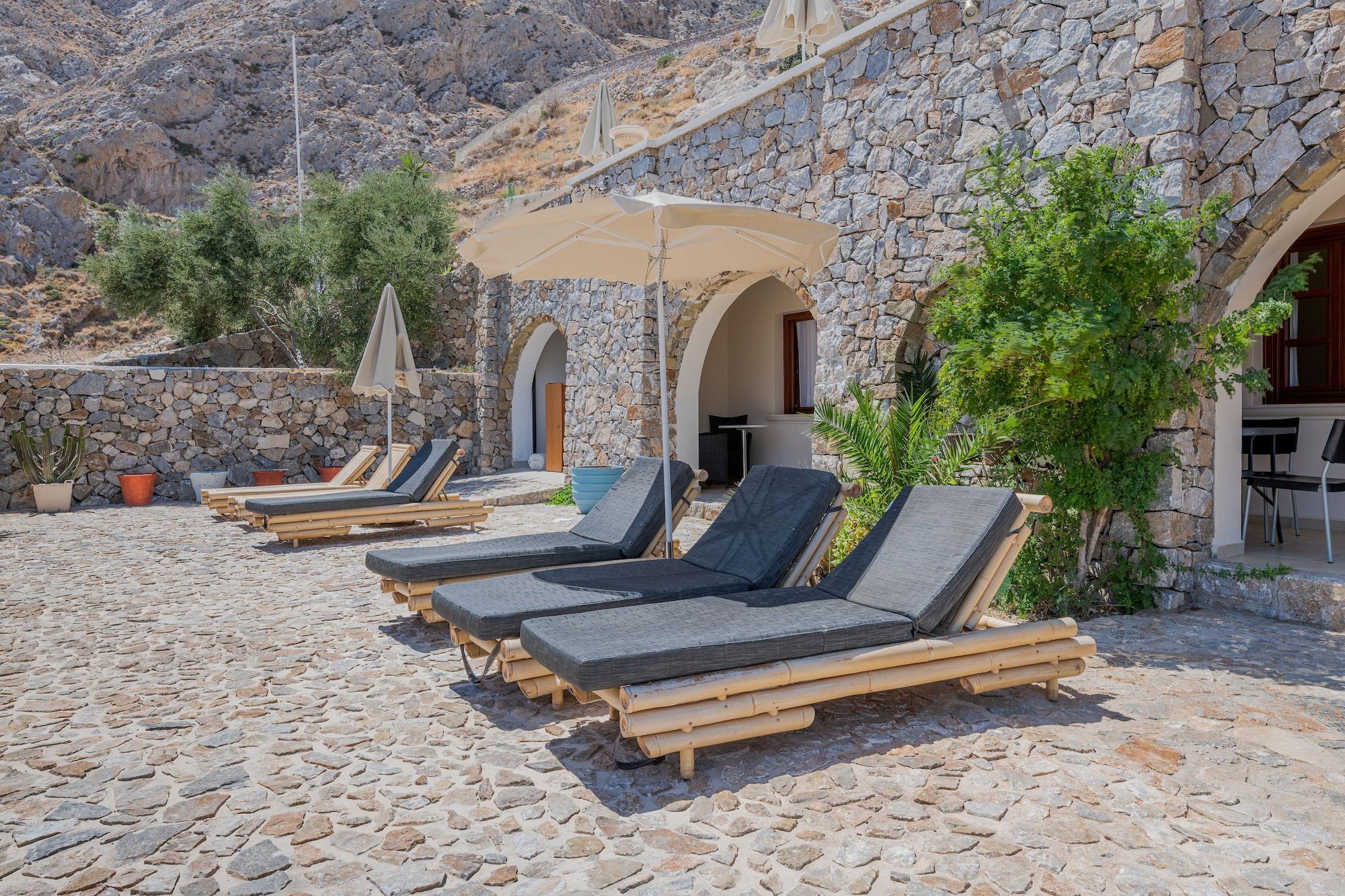 Hotel Epavlis & Kamari (Santorini)