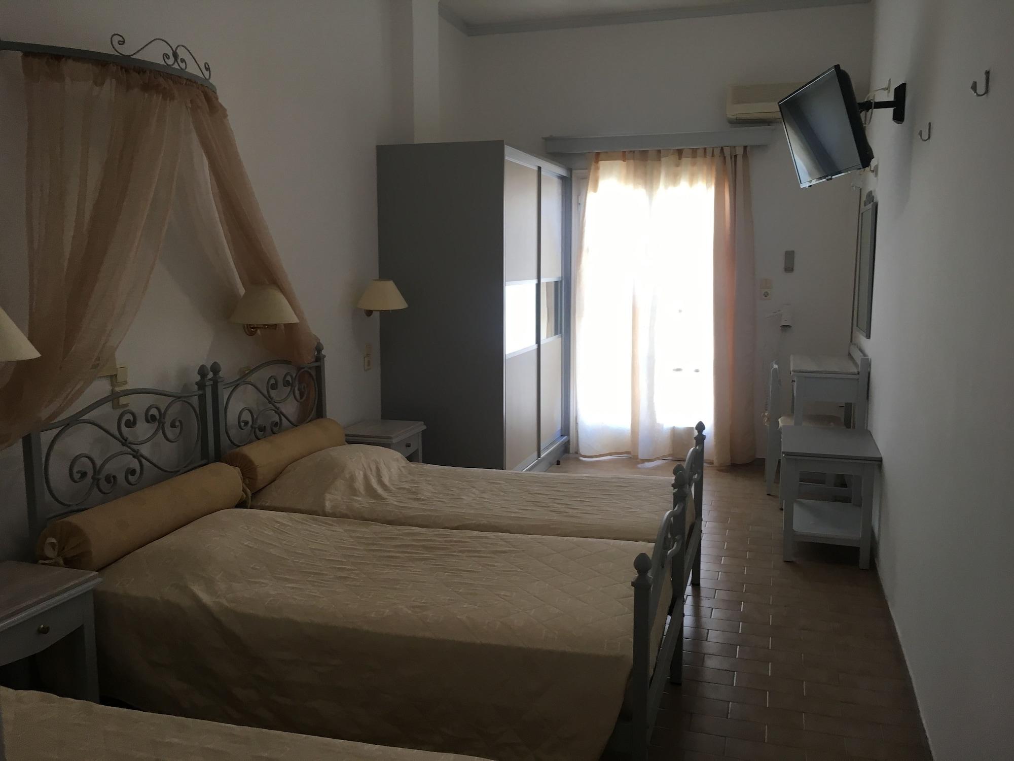 Avra Hotel