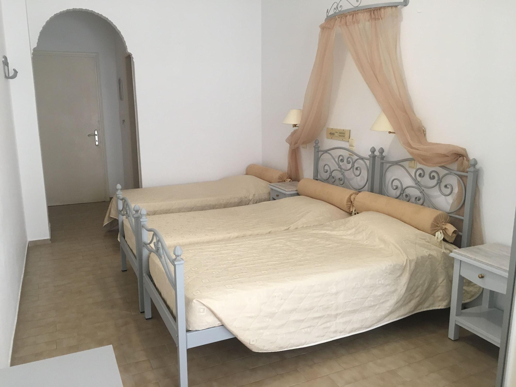 Avra Hotel