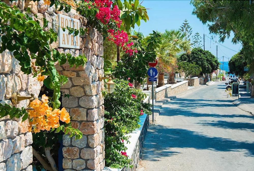 Hotel Avra