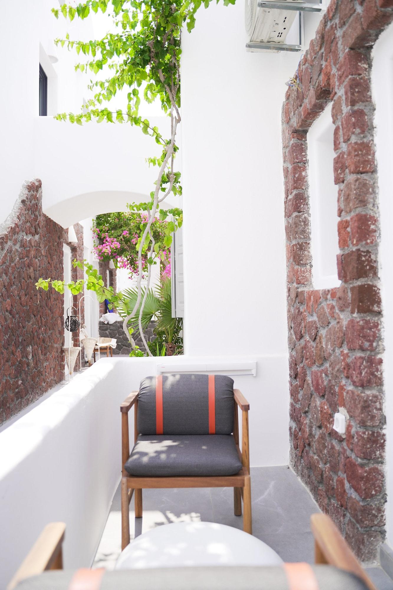King's Kamari (Santorini)