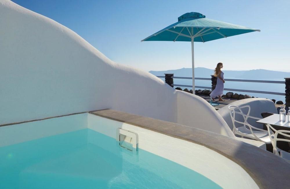 Hotel Adore Santorini