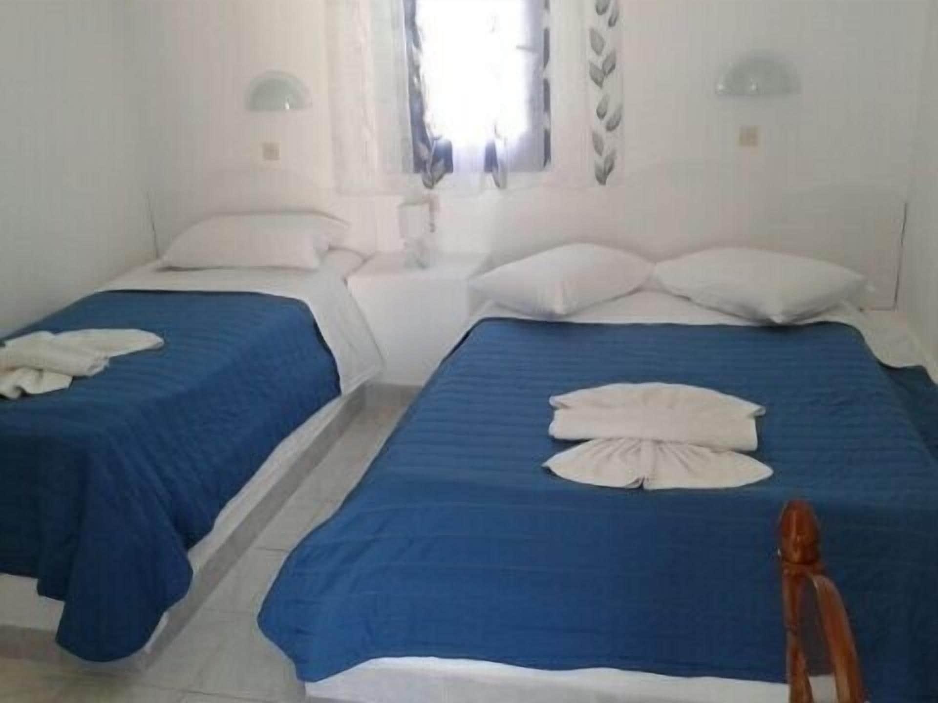 Perissa Hotel 2*