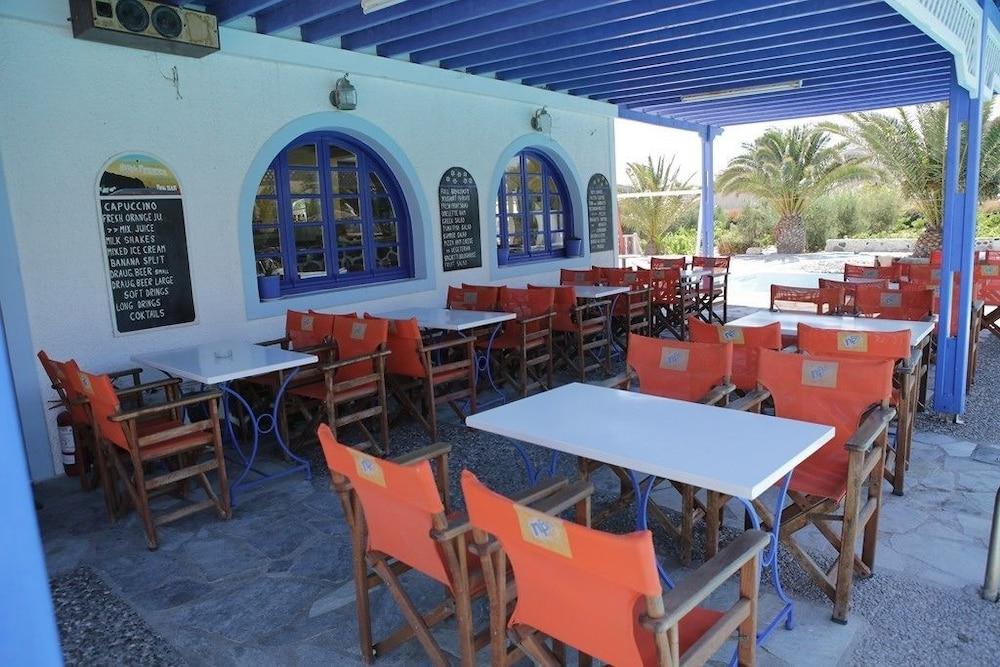Perissa 2* Agios Georgios (Santorini)