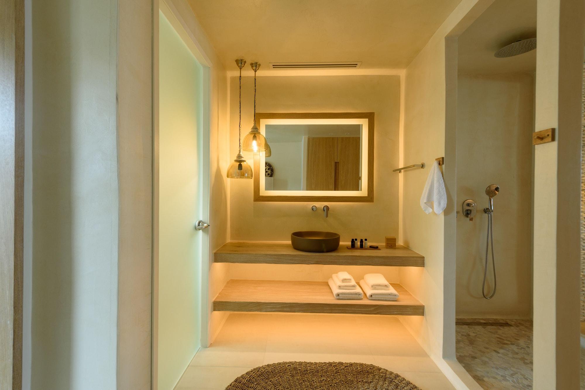 Bed & Breakfast Divelia East 3*
