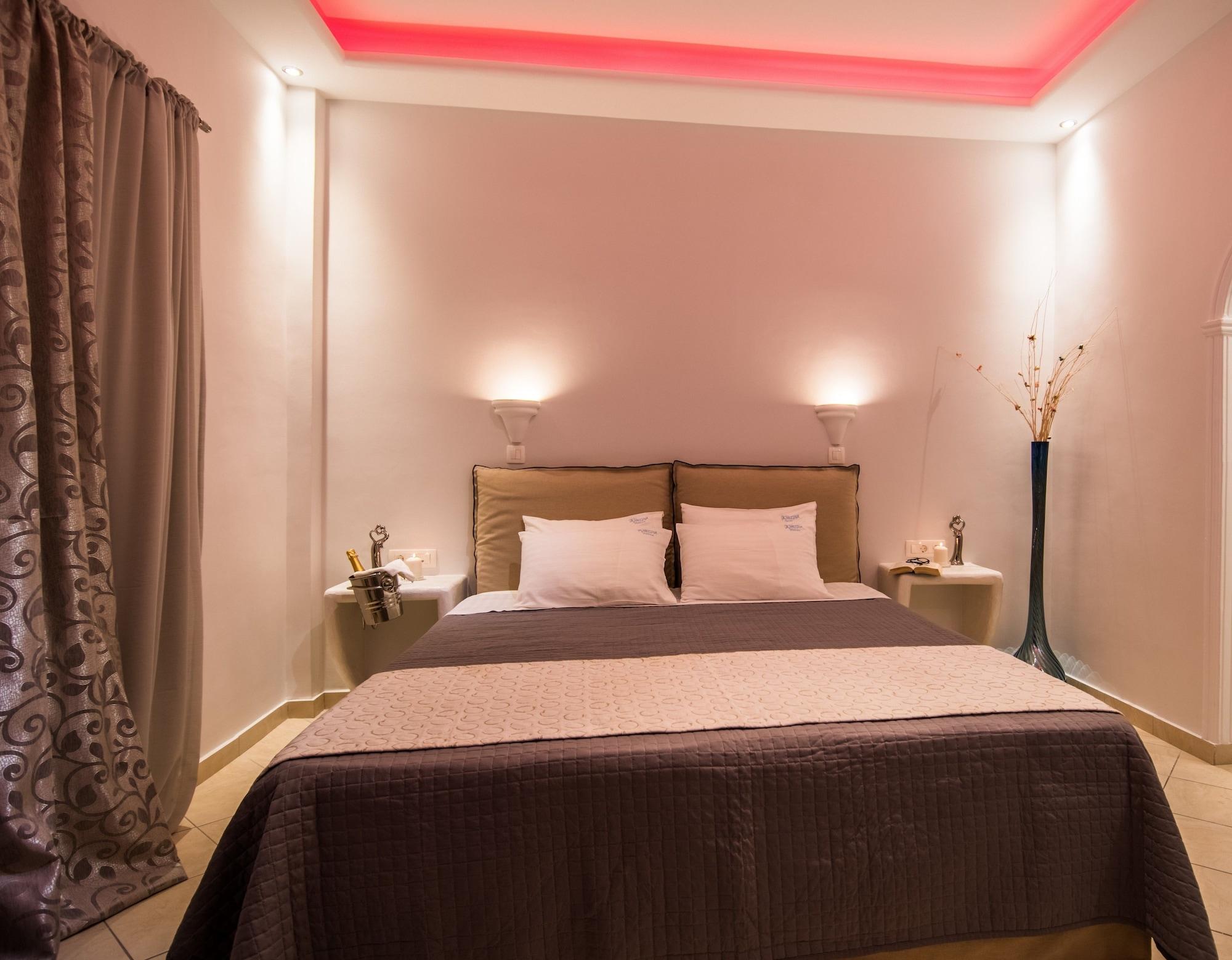 Anezina Villas Perissa (Santorini)
