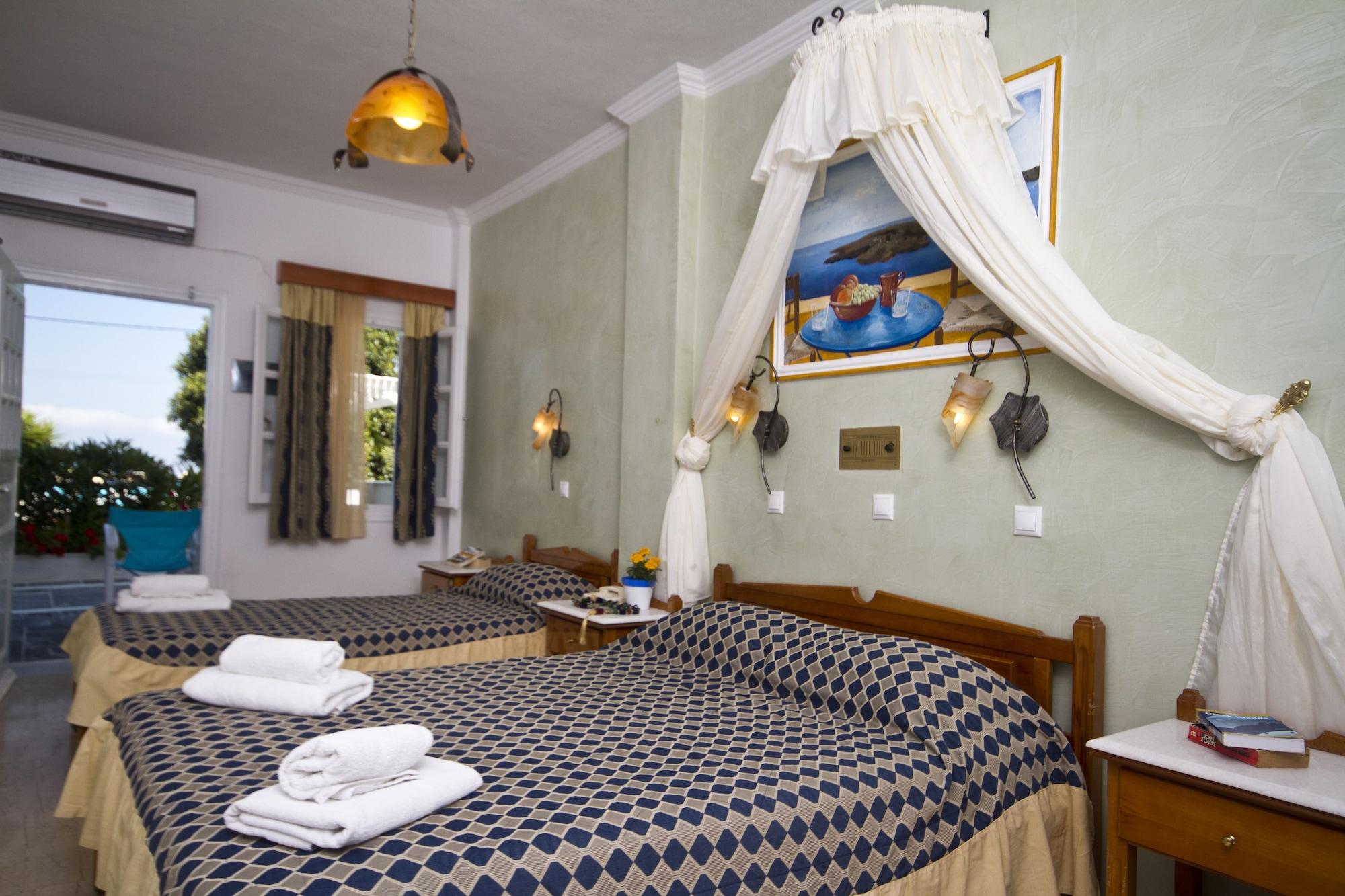 Hotel Golden Star Fira (Santorini)