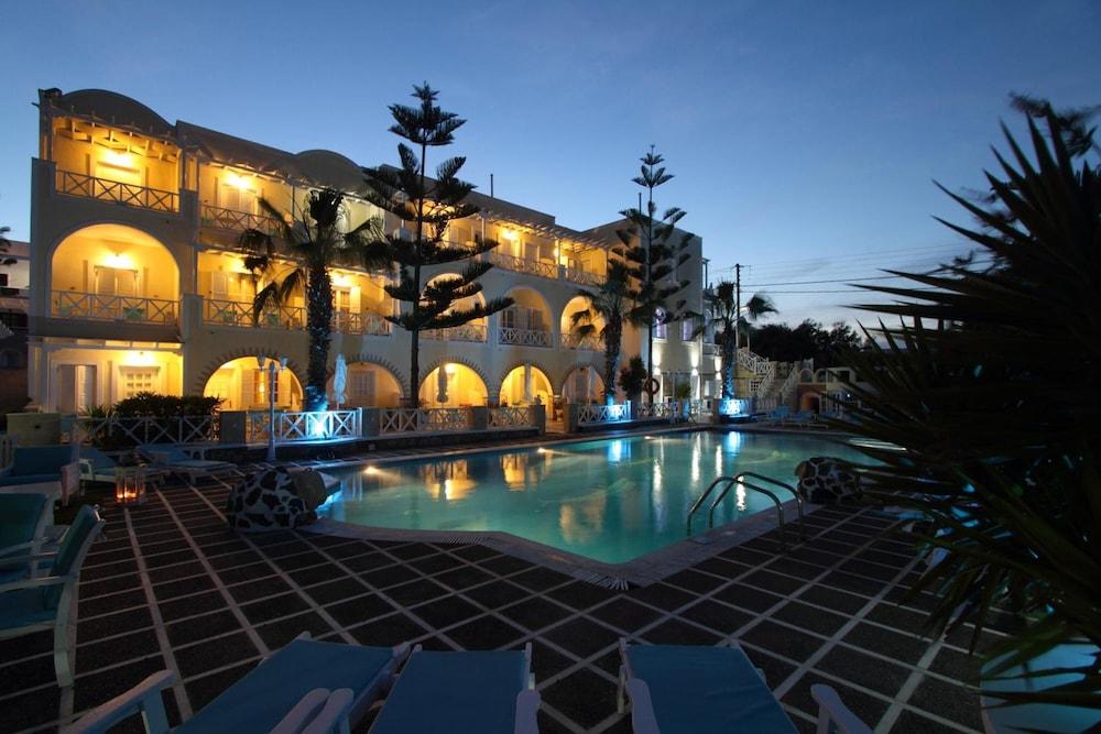 Golden Star Hotel 2*