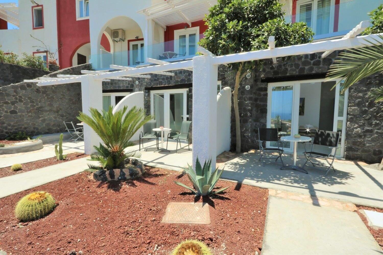 Aparthotel Thea Luxury Fira (Santorini)