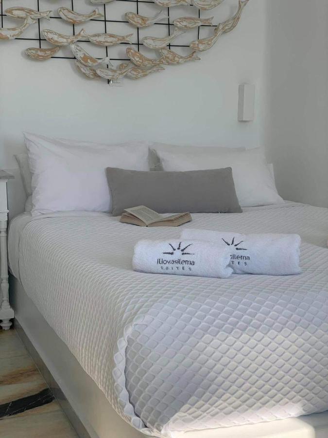 Iliovasilema & 4* Imerovigli (Santorini)