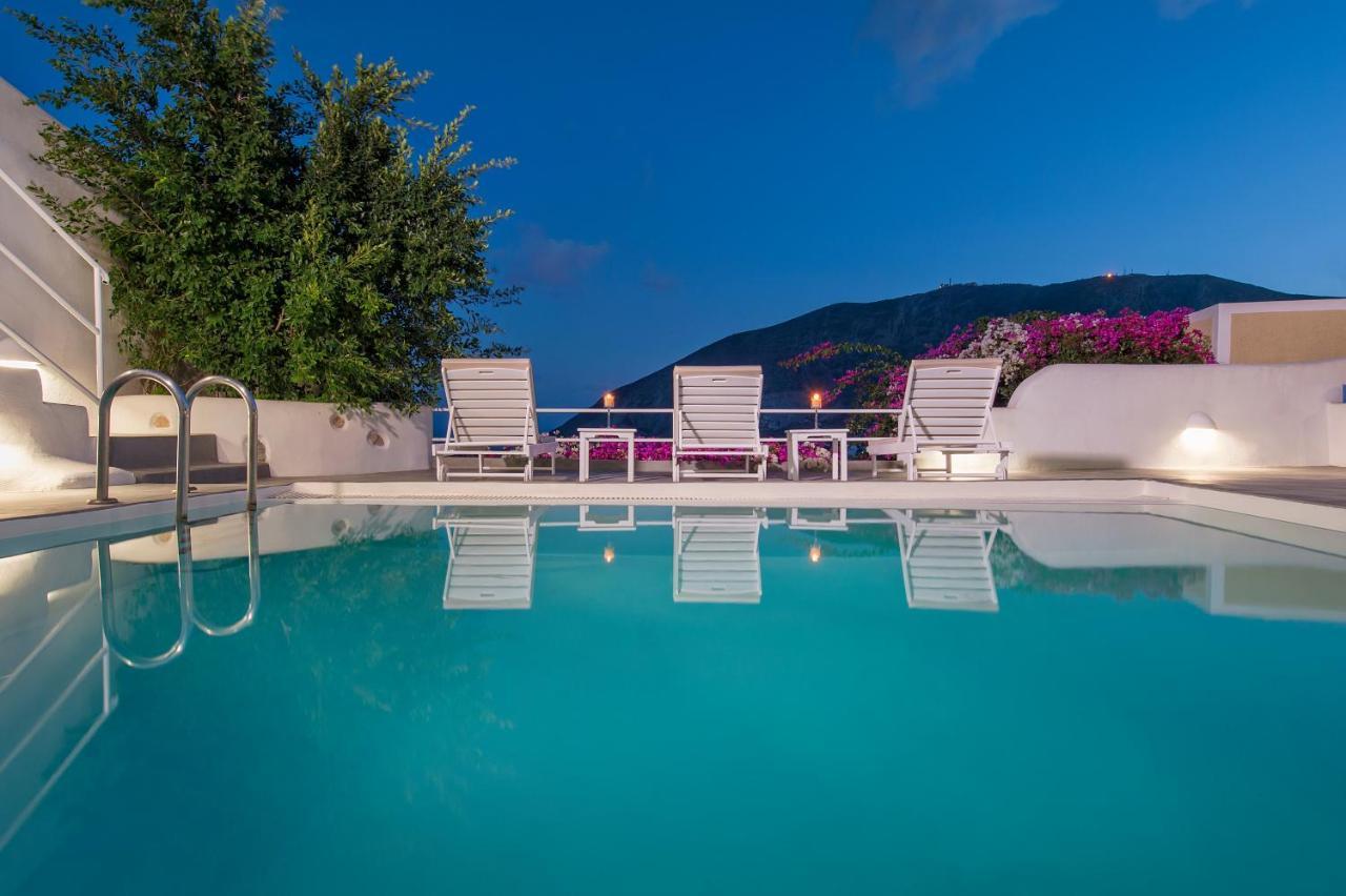 3-bed Sleeps 8 With Pool And Aircon Pyrgos Kallistis