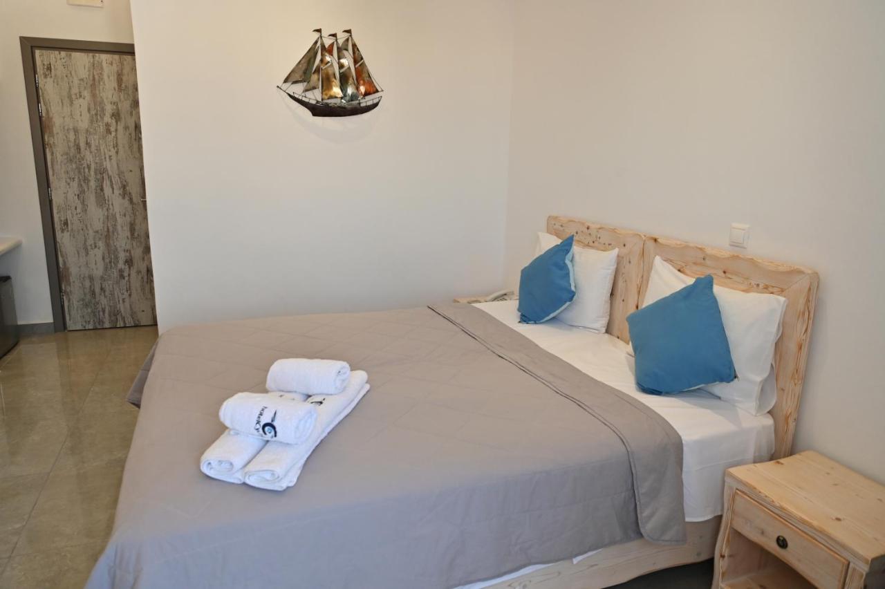 Cyclades Hotel 3*